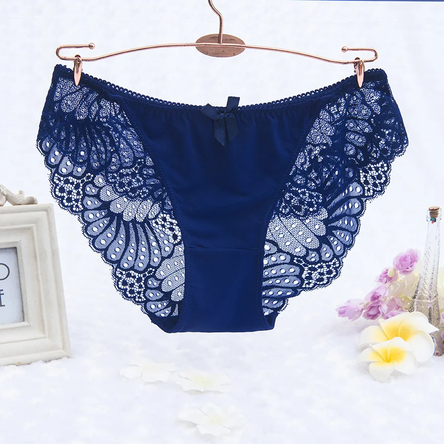 2018 Hot Women's Sexy New Lace Panties Seamless Cotton Breathable Panty Hollow Briefs Plus Size Girl Brand Underwear
2018 Hot Women's Sexy New Lace Panties Seamless Cotton Breathable Panty Hollow Briefs Plus Size Girl Brand Underwear