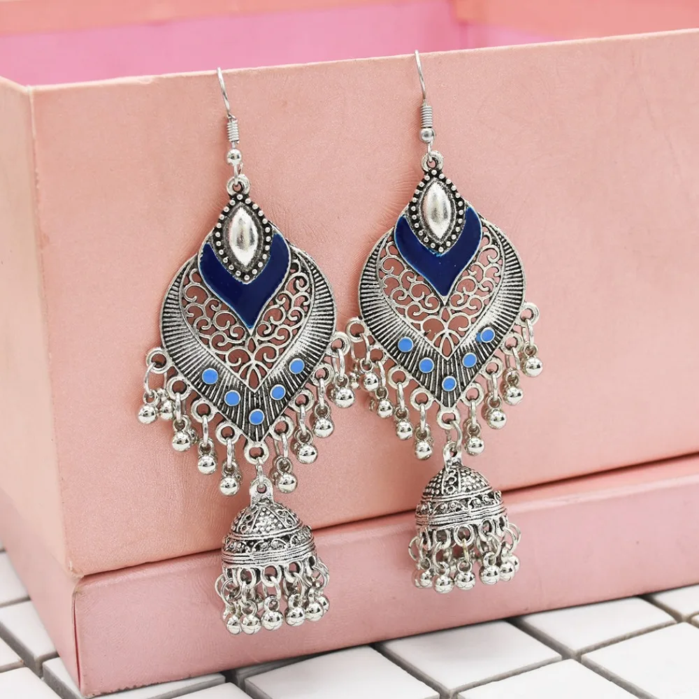 4 Colors Boho Ethnic Vintage Silver Metal Bells Statement Drop Earrings Turkish Dangle Earring for Women Festival Party Jewelry
4 Colors Boho Ethnic Vintage Silver Metal Bells Statement Drop Earrings Turkish Dangle Earring for Women Festival Party Jewelry