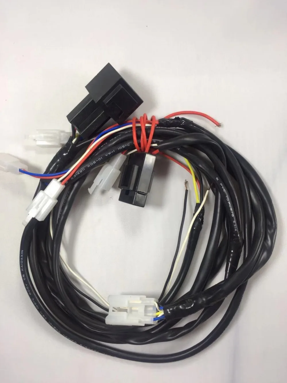 WATERCARBON Five speed switch, matching wiring harness, long 2.7M, for, front and rear seats
WATERCARBON Five speed switch, matching wiring harness, long 2.7M, for, front and rear seats