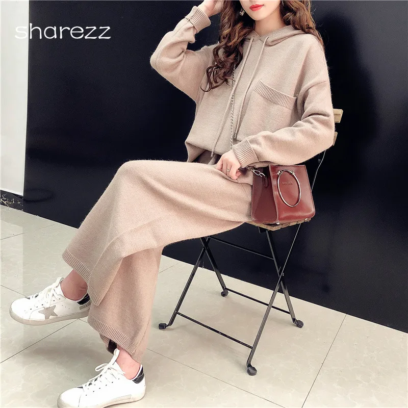 Hooded Drawstring sweater set female autumn 2019new Korean version of loose fashion sweater Solid color wide leg pants two-piece
Hooded Drawstring sweater set female autumn 2019new Korean version of loose fashion sweater Solid color wide leg pants two-piece
