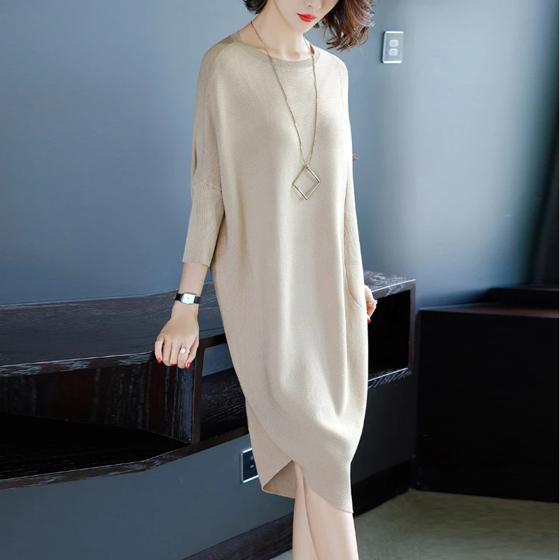 Autumn New Elegant Women Asymmetrical Knitted Sweater Dresses Female Fashion Batwing Sleeve Loose Pullover Clothing Dress O819
Autumn New Elegant Women Asymmetrical Knitted Sweater Dresses Female Fashion Batwing Sleeve Loose Pullover Clothing Dress O819