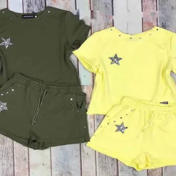 Summer Rushed Full New Women's Casual Two-piece Suit 2019 Short-sleeved Rivets Sequins Round Neck Shirt And Shorts 2 Piece Set
Summer Rushed Full New Women's Casual Two-piece Suit 2019 Short-sleeved Rivets Sequins Round Neck Shirt And Shorts 2 Piece Set