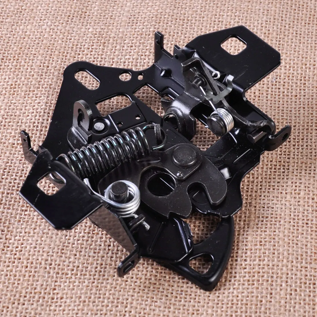 CITALL Engine Hood Latch Lid Lock Clasp Lower Bonnet Hood fit for VW Passat B5 2001 2002 2003 2004 2005 3B0823509R 3B0 823 509 R 
CITALL Engine Hood Latch Lid Lock Clasp Lower Bonnet Hood fit for VW Passat B5 2001 2002 2003 2004 2005 3B0823509R 3B0 823 509 R