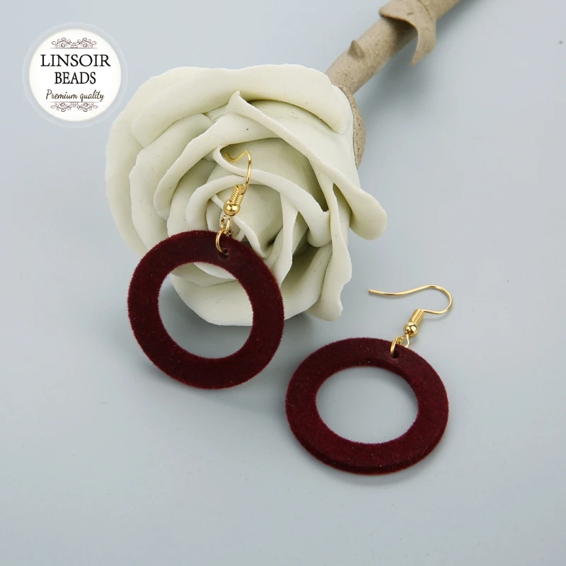 1 Pair/lot Velvet Round Circle Dangle Drop Earring 7 Colors To Choose for Women Geometric Earrings Jewelry Gift
1 Pair/lot Velvet Round Circle Dangle Drop Earring 7 Colors To Choose for Women Geometric Earrings Jewelry Gift