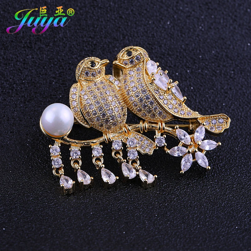 Juya Fashion Brooches Supplies Micro Pave Zircon Leiothrix Decorative Pin Pearl Brooch For Women Wedding Party Sweater Brooch
Juya Fashion Brooches Supplies Micro Pave Zircon Leiothrix Decorative Pin Pearl Brooch For Women Wedding Party Sweater Brooch