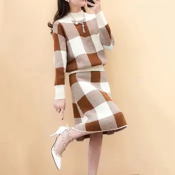 Autumn Winter Women Fashion New Long Sweater Skirts 2 Piece Suit Female Casual Loose Plaid Patchwork Two Piece Sets Pullover C91
Autumn Winter Women Fashion New Long Sweater Skirts 2 Piece Suit Female Casual Loose Plaid Patchwork Two Piece Sets Pullover C91