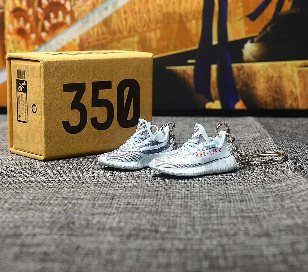 dropshipping 350 ice blue Balenciage sneaker keychains 1/6 SCALE 3D Mini Shoe Sneaker JORDAN keychain doll accessory
dropshipping 350 ice blue Balenciage sneaker keychains 1/6 SCALE 3D Mini Shoe Sneaker JORDAN keychain doll accessory