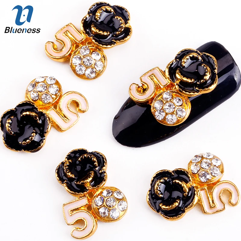 Blueness 10 Pcs/Lot 3D Rose Flowers NO.5 Design Nail Studs Glitter Alloy Rhinestones DIY Strass Nail Art Decorations TN238 Gift
Blueness 10 Pcs/Lot 3D Rose Flowers NO.5 Design Nail Studs Glitter Alloy Rhinestones DIY Strass Nail Art Decorations TN238 Gift