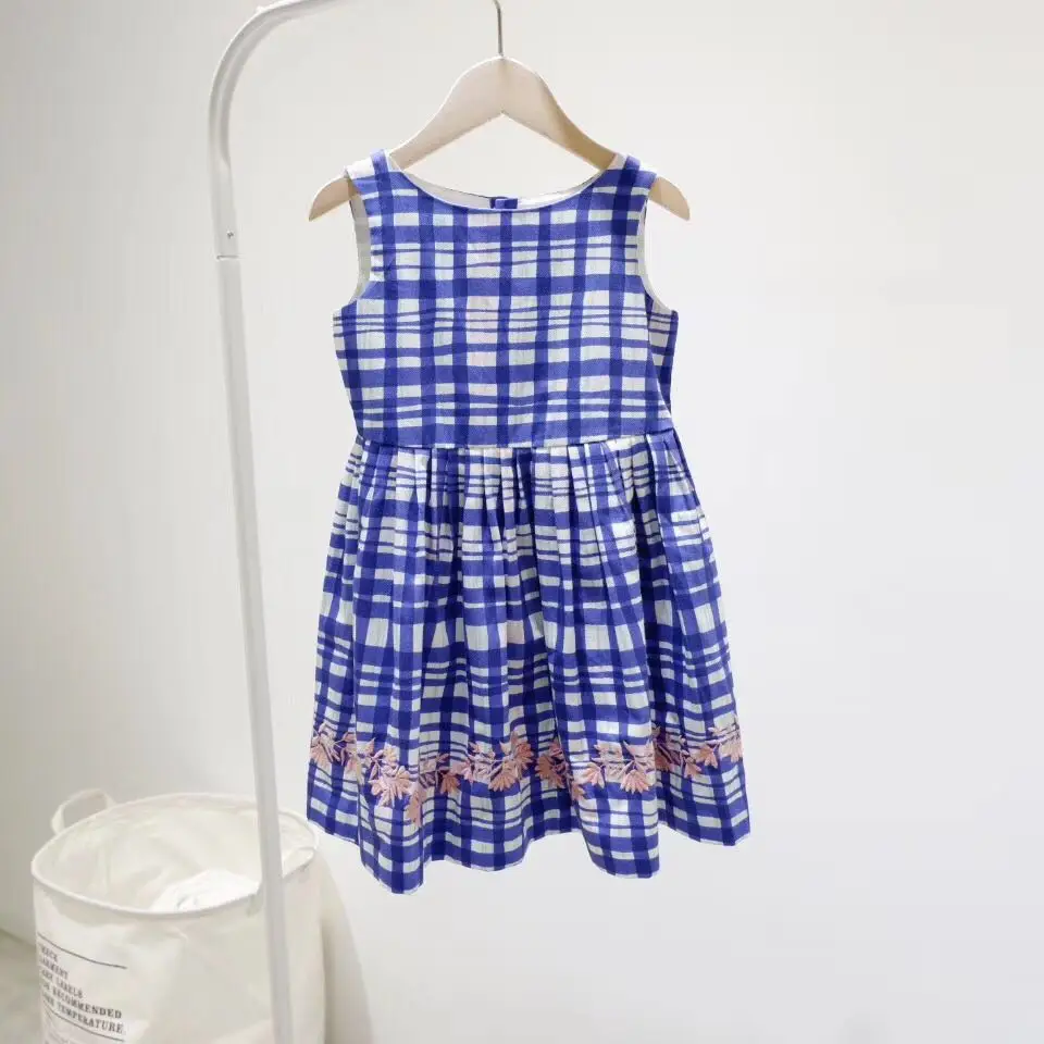 2019 Summer Brand Plaid Blue Navy Girls Dress With flower Embroidery Princess Party Dresses Toddler Girl Clothes Boutique
2019 Summer Brand Plaid Blue Navy Girls Dress With flower Embroidery Princess Party Dresses Toddler Girl Clothes Boutique