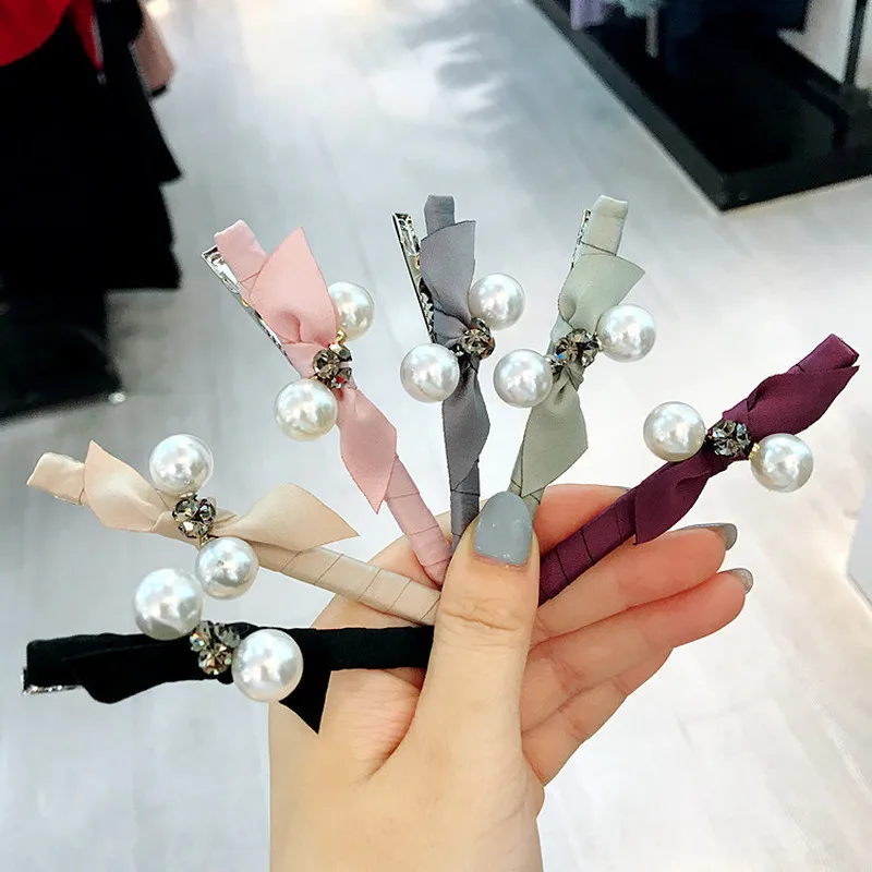 2018 Korean Girl Cute Headwear Hair Pins Simple Pearl Rhinestone Bow Small Duckbill Hair Clip for Women Fashion Hair Accessories
2018 Korean Girl Cute Headwear Hair Pins Simple Pearl Rhinestone Bow Small Duckbill Hair Clip for Women Fashion Hair Accessories