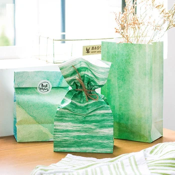 24 sets 3 style paper bag green forest design gift packaging birthday party candy holdingGift Wrap Storage bag
24 sets 3 style paper bag green forest design gift packaging birthday party candy holdingGift Wrap Storage bag