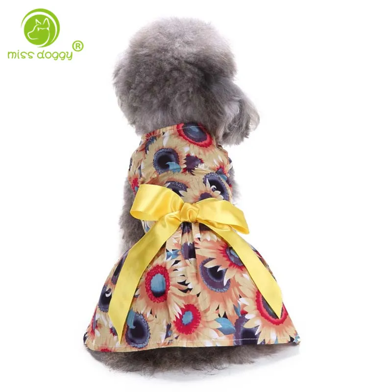 New Listing Colorful Lovely Floral Dog Dress Soft Washable Vest Skirt Cozy Sleeveless Outdoor Sundress for Puppy Yorkshire 20E
New Listing Colorful Lovely Floral Dog Dress Soft Washable Vest Skirt Cozy Sleeveless Outdoor Sundress for Puppy Yorkshire 20E