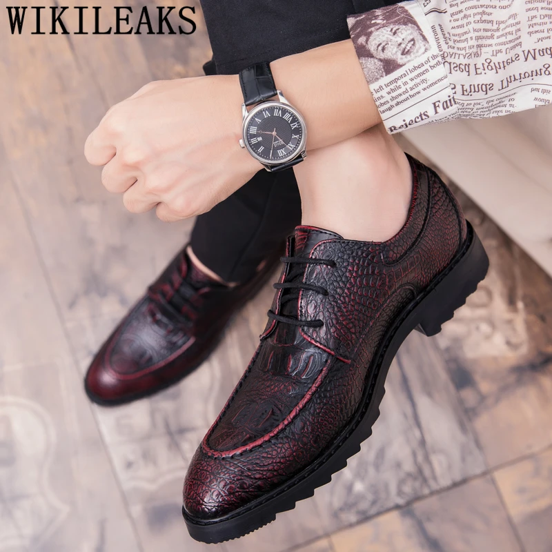 crocodile shoes men formal coiffeur elegant shoes for men italian brand classic shoes men office sepatu slip on pria buty meskie
crocodile shoes men formal coiffeur elegant shoes for men italian brand classic shoes men office sepatu slip on pria buty meskie