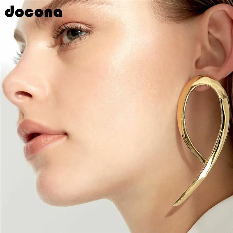 Docona Punk Gold Color Metal Curved Drop Earring for Women Exaggerate Geometric Dangle Earring Party Jewelry Pendientes 6146
Docona Punk Gold Color Metal Curved Drop Earring for Women Exaggerate Geometric Dangle Earring Party Jewelry Pendientes 6146