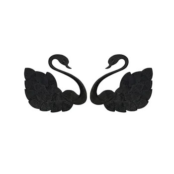 1pair Embroidery black white swan Patches for clothing Iron on small animals applique parches for clothes bags hats
1pair Embroidery black white swan Patches for clothing Iron on small animals applique parches for clothes bags hats