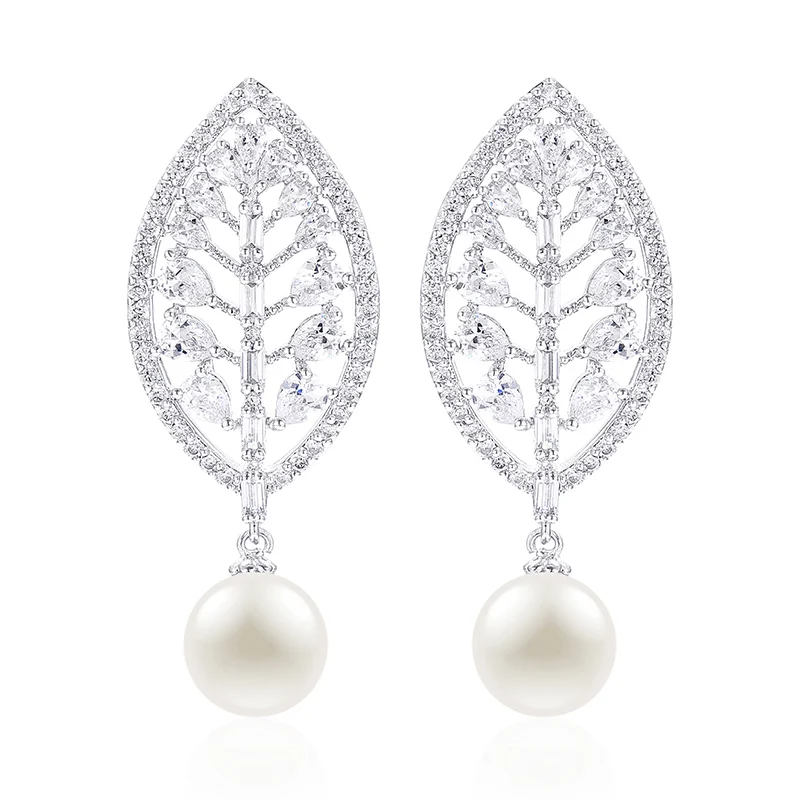 XIUMEIYIZU Trendy Wedding Leaf Shape Earring Zircon Bridal Dangling Earrings Cubic Zirconia Earrings with Imitation Pearl
XIUMEIYIZU Trendy Wedding Leaf Shape Earring Zircon Bridal Dangling Earrings Cubic Zirconia Earrings with Imitation Pearl
