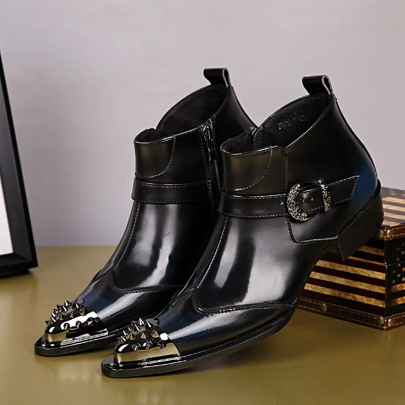 Bota masculina black genuine leather studded combat military boots rivets steel toe buckle strap work shoes male autumn winter
Bota masculina black genuine leather studded combat military boots rivets steel toe buckle strap work shoes male autumn winter