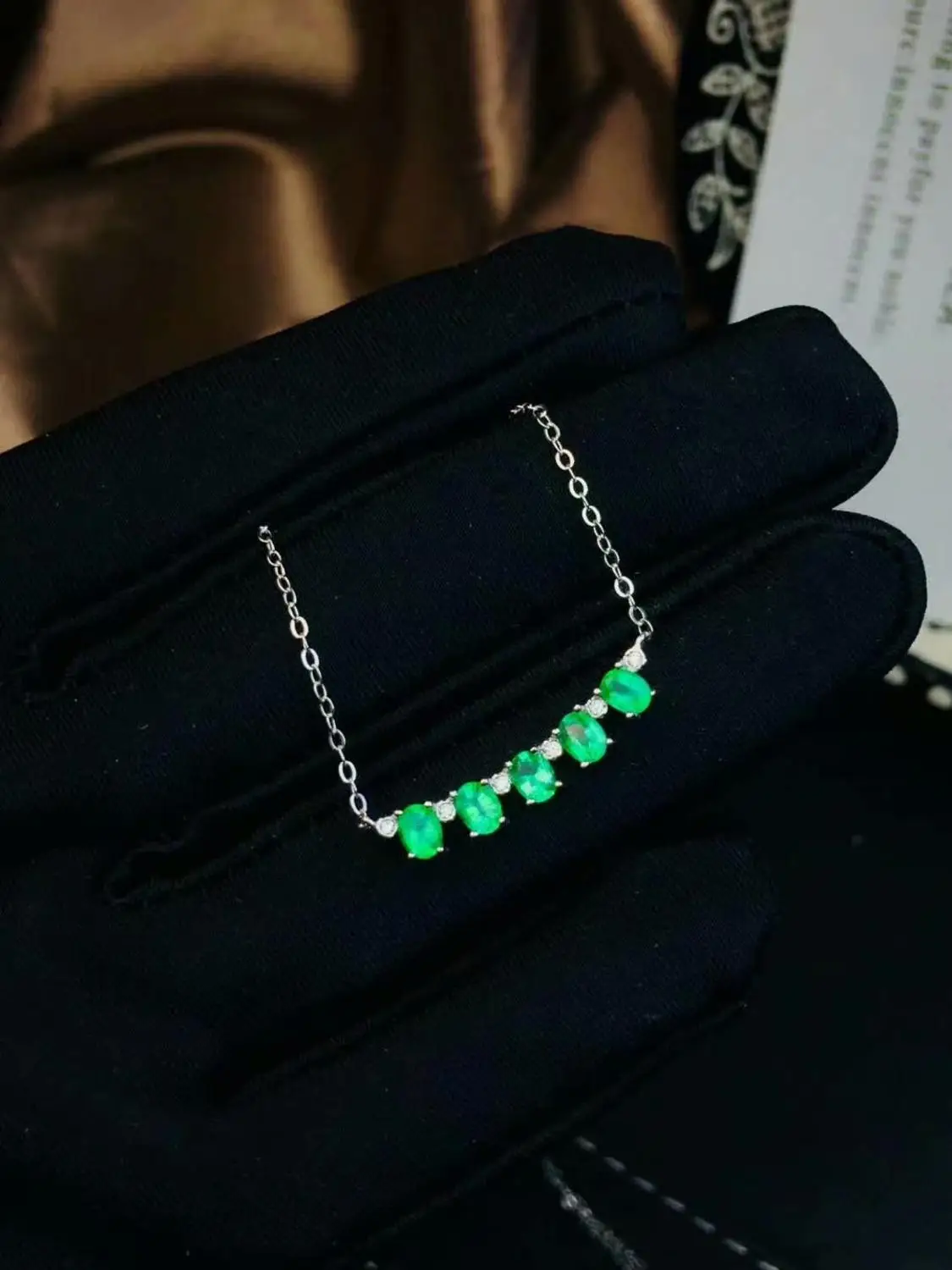 SHILOVEM 925 sterling silver real Natural Emerald Pendants classic fine Jewelry women wedding wholesale new gift jcz0304001agml
SHILOVEM 925 sterling silver real Natural Emerald Pendants classic fine Jewelry women wedding wholesale new gift jcz0304001agml