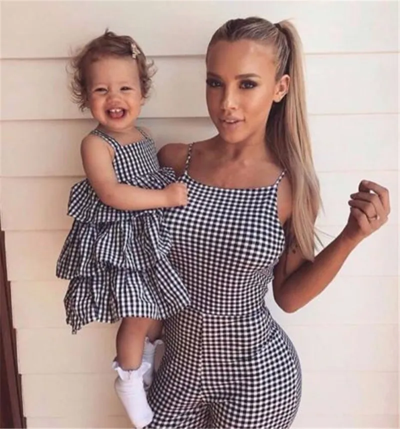 Fashion Mother&Daughter Clothes Parent-child Baby Girl Dress Mommy Long romper Family Matching Outfits Baby Girl
Fashion Mother&Daughter Clothes Parent-child Baby Girl Dress Mommy Long romper Family Matching Outfits Baby Girl