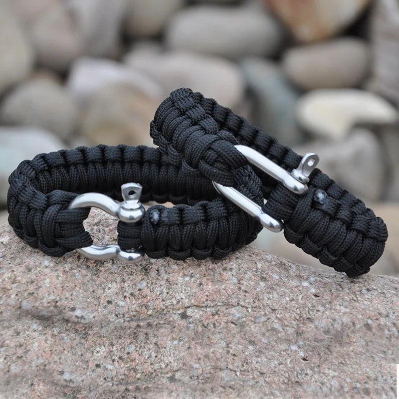 550 Paracord Bracelet / Survival /Custom Color/ U style Stainless 304L steel buckle Black rope
550 Paracord Bracelet / Survival /Custom Color/ U style Stainless 304L steel buckle Black rope