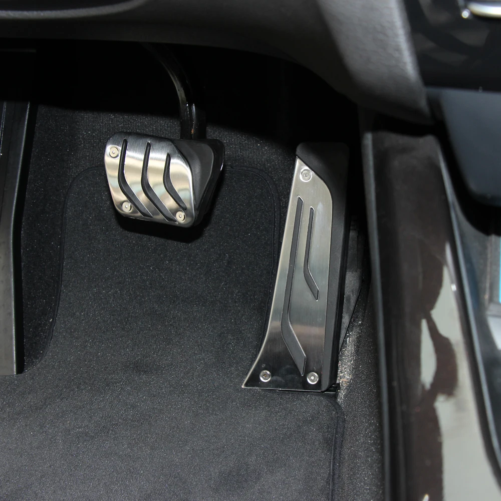 Fuel Brake Pedal For BMW 1 2 3 4 5 6 7 Series F01 F02 F03 F06 F07 F10 F11 F12 F13 F20 F21 F22 F23 F30 F31 F32 F33 F34 GT F36 LCI
Fuel Brake Pedal For BMW 1 2 3 4 5 6 7 Series F01 F02 F03 F06 F07 F10 F11 F12 F13 F20 F21 F22 F23 F30 F31 F32 F33 F34 GT F36 LCI