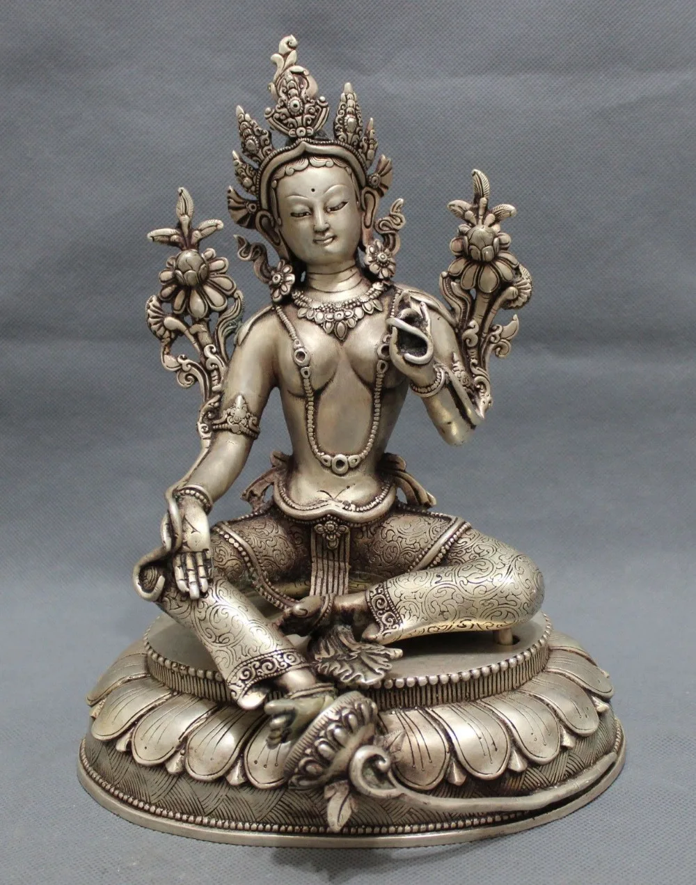 10" Tibet Bronze Silver Buddhist Lotus Green Tara Buddha Goddess Statue Set (B0328)
10" Tibet Bronze Silver Buddhist Lotus Green Tara Buddha Goddess Statue Set (B0328)