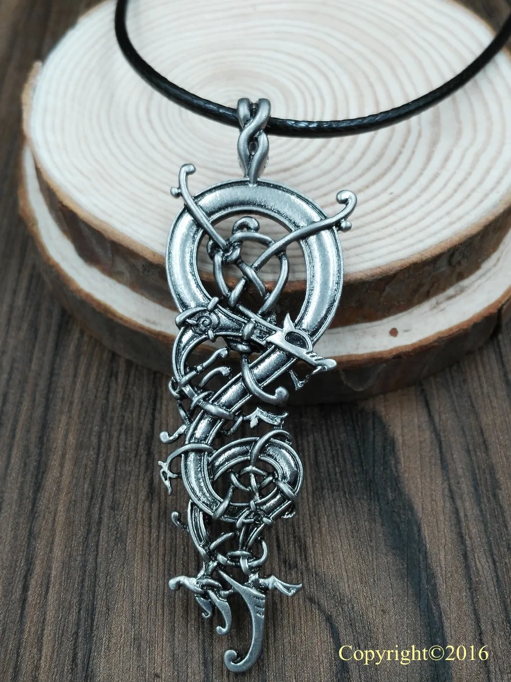 LANGHONG 10pcs Norse Vikings Dragon Pendant Norse Charm The Ringerike Dragon Scandinavian Pendant Norse Jewelry
LANGHONG 10pcs Norse Vikings Dragon Pendant Norse Charm The Ringerike Dragon Scandinavian Pendant Norse Jewelry
