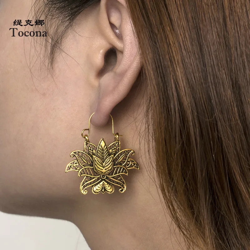 Tocona Vintage Silver Gold Earrings for Women Carving Flowers Heart Geometric Fashion India Jewelry Accesorios Mujer 3919
Tocona Vintage Silver Gold Earrings for Women Carving Flowers Heart Geometric Fashion India Jewelry Accesorios Mujer 3919