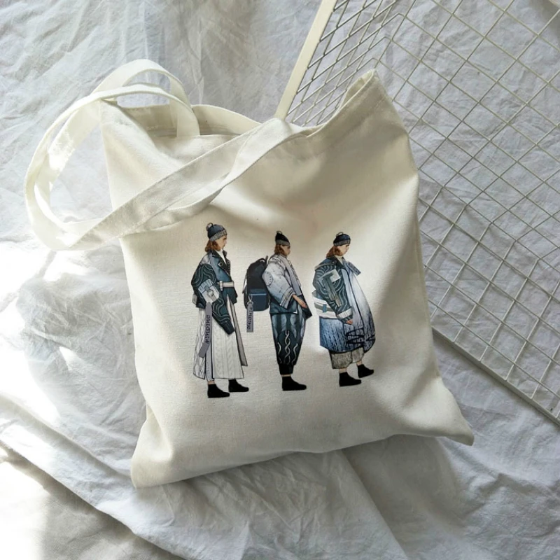 Fashion Brief Style Abstract Cartoon Printing Women Canvas Zipper Handbags 2019 New Arrival Female Casual Simple Shoulder Bags
Fashion Brief Style Abstract Cartoon Printing Women Canvas Zipper Handbags 2019 New Arrival Female Casual Simple Shoulder Bags