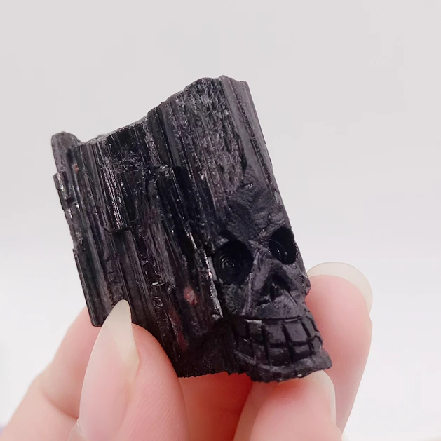 65 grams of natural black tourmaline original carved skulls l2114 quartz crystal healing mineral samples
65 grams of natural black tourmaline original carved skulls l2114 quartz crystal healing mineral samples