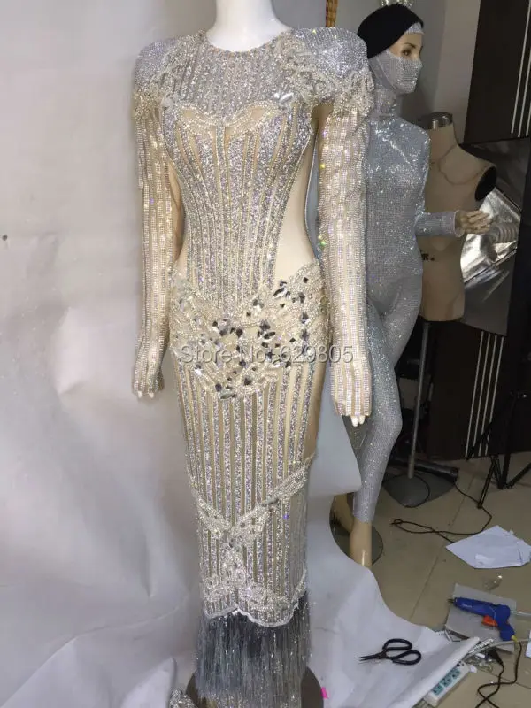 Luxury Celebrate Long Dress Evening Silver Dresses Glisten Costume Female Singer Nightclub Birthday Crystals Bright Outfit
Luxury Celebrate Long Dress Evening Silver Dresses Glisten Costume Female Singer Nightclub Birthday Crystals Bright Outfit