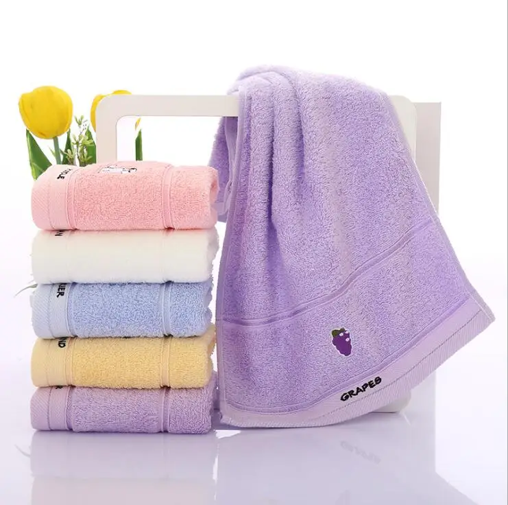 New 100% cotton baby towel 24 * 50cm cotton fruit pattern saliva towel baby child handkerchief feeding towel soft and not fade
New 100% cotton baby towel 24 * 50cm cotton fruit pattern saliva towel baby child handkerchief feeding towel soft and not fade