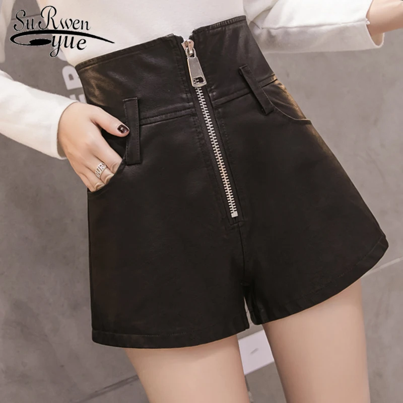 womens shorts 2018 Winter zipper black PU leather shorts Wide leg skinny high waist shorts for women sexy women shorts 1913 50
womens shorts 2018 Winter zipper black PU leather shorts Wide leg skinny high waist shorts for women sexy women shorts 1913 50