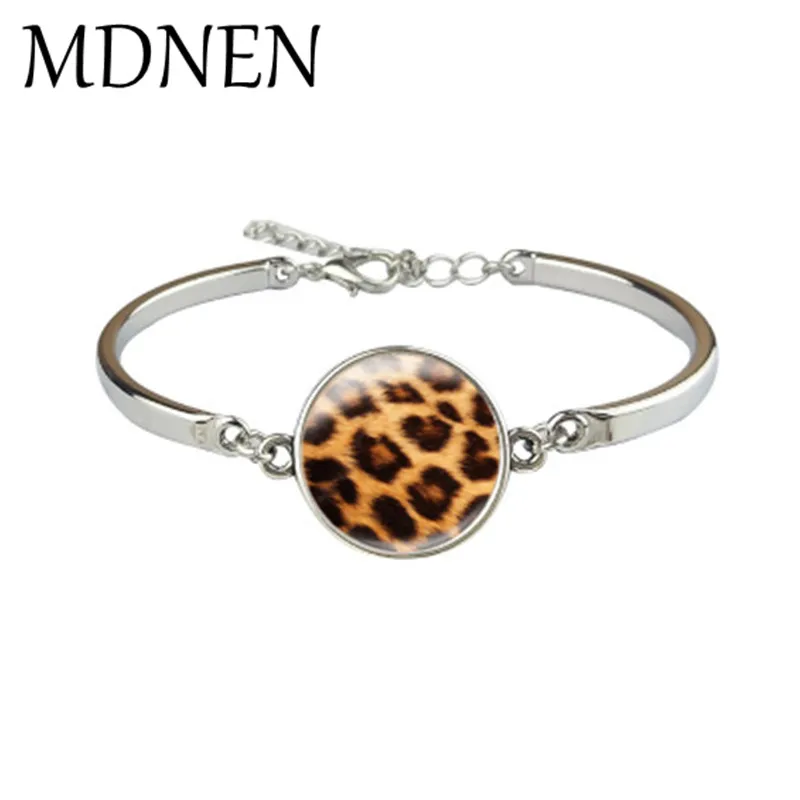 Feng Boho Flower Drop Earrings For Women Vintage Jewelry Geometric Pattern Round Earings Leopard Necklace Bracelet Suit
Feng Boho Flower Drop Earrings For Women Vintage Jewelry Geometric Pattern Round Earings Leopard Necklace Bracelet Suit