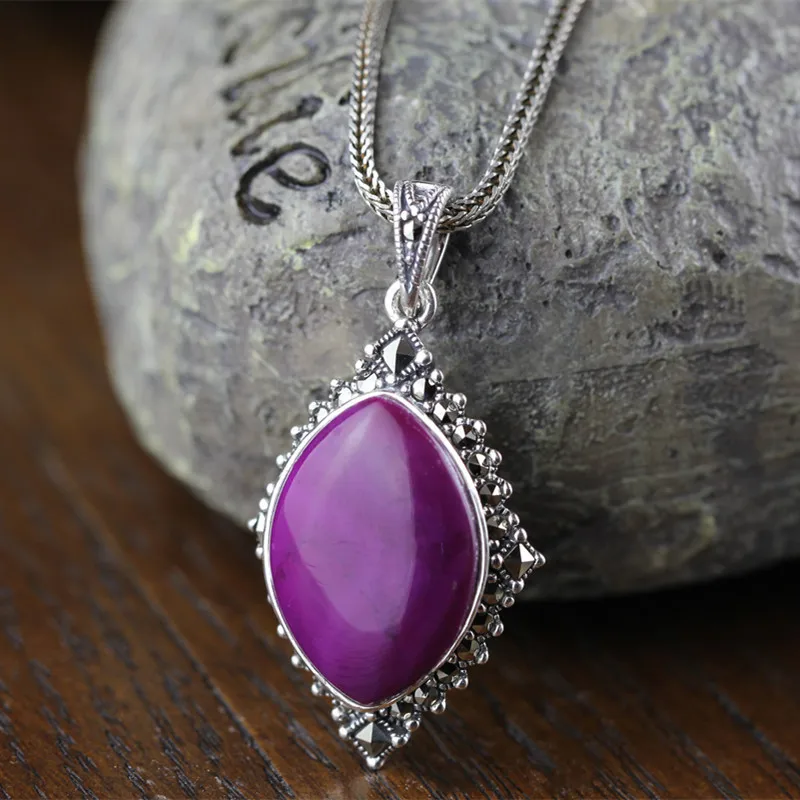 The Thai side rose retro gemstone corundum sweater chain pendant pendant large female folk style
The Thai side rose retro gemstone corundum sweater chain pendant pendant large female folk style