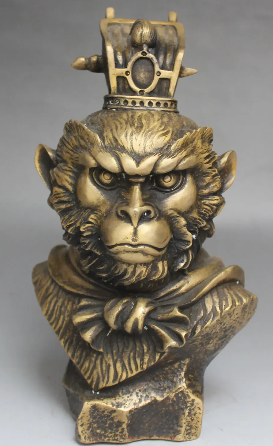 

Chinese Mythos Bronze Handsome Sun Wukong Monkey King Head Bust Statue Sculpture