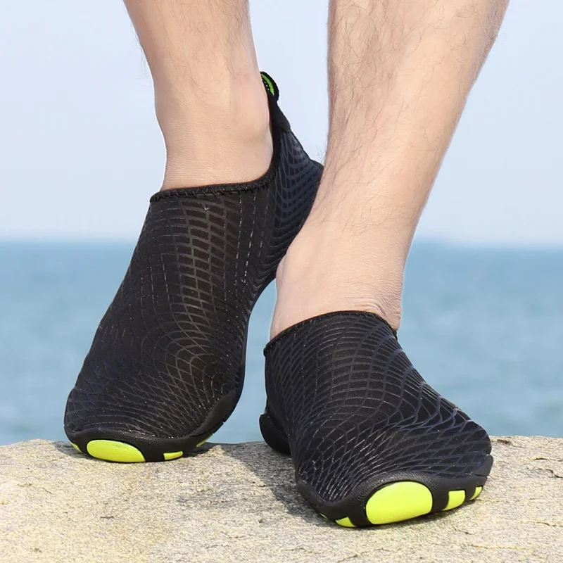 Outdoor Summer Sneakers for Men & Women Beach River Bathing Shoes Plastic 3 Style High Quality Men Beach Diving Sports Shoes
Outdoor Summer Sneakers for Men & Women Beach River Bathing Shoes Plastic 3 Style High Quality Men Beach Diving Sports Shoes