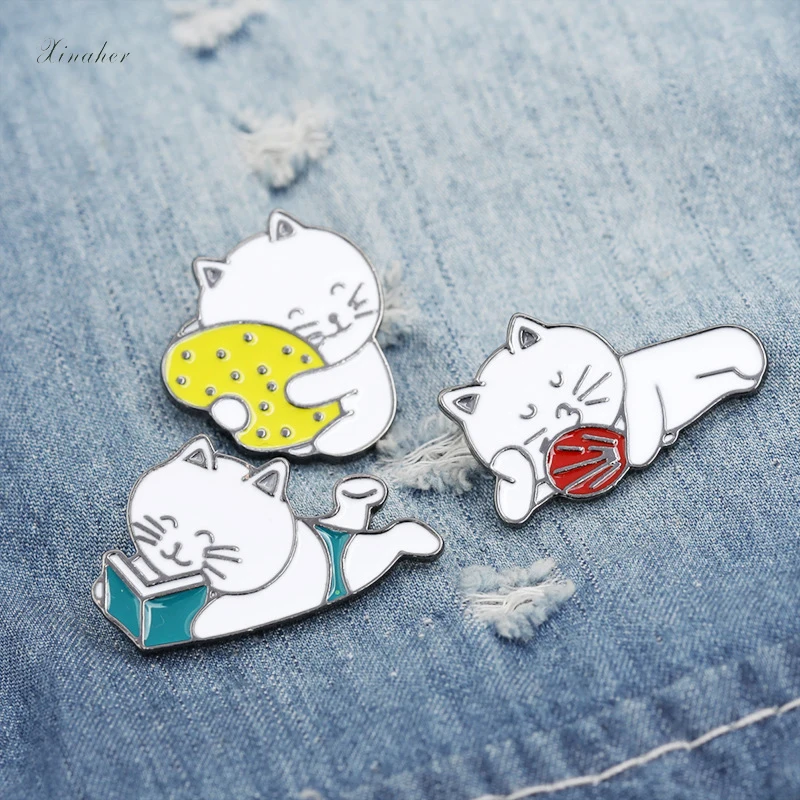 XINAHER 1 pc cute reading cat metal brooch button pins denim jacket pin jewelry decoration badge for clothes lapel pins
XINAHER 1 pc cute reading cat metal brooch button pins denim jacket pin jewelry decoration badge for clothes lapel pins