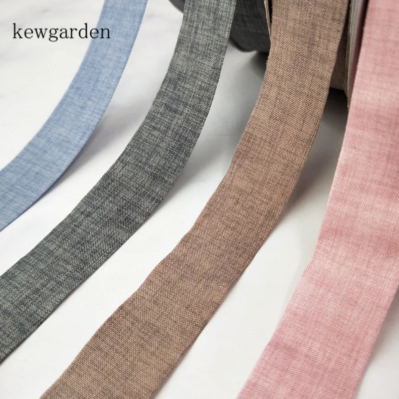 Kewgarden оптовая продажа матовых джинсовых лент 1 дюйм 25 мм вручную изготовленная Лента Сделай сам бант для волос атласная упаковочная лента 25 ярдов
Kewgarden оптовая продажа матовых джинсовых лент 1 дюйм 25 мм вручную изготовленная Лента Сделай сам бант для волос атласная упаковочная лента 25 ярдов