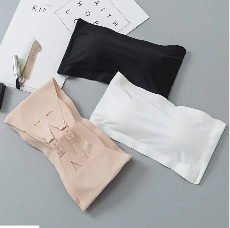 The new spot no straps the United States back three-breasted stomacher girl underwear underwear word chest with chest pad
The new spot no straps the United States back three-breasted stomacher girl underwear underwear word chest with chest pad