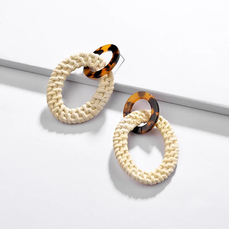 Boho Charm Handmade Rattan Wooden Dangle Drop Earring for Women 2019 Ethnic Tortoiseshell Acrylic Hollow Round Statement Jewelry
Boho Charm Handmade Rattan Wooden Dangle Drop Earring for Women 2019 Ethnic Tortoiseshell Acrylic Hollow Round Statement Jewelry