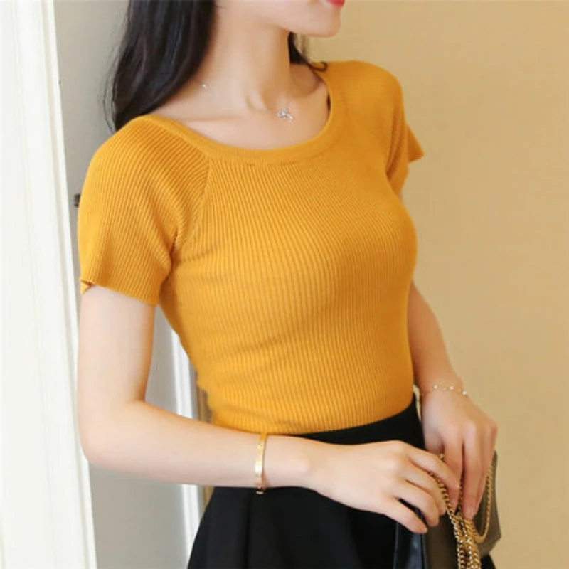 2019 spring and summer thin sweater women's shirt Slim sweater was thin short paragraph short-sleeved shirt women
2019 spring and summer thin sweater women's shirt Slim sweater was thin short paragraph short-sleeved shirt women