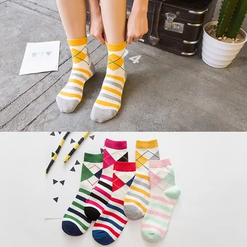 2017 New Lattice and Stripe Pattern Women Cotton Sock Casual Female Sock with Harajuku Cute Style Autumn and Winter Socks
2017 New Lattice and Stripe Pattern Women Cotton Sock Casual Female Sock with Harajuku Cute Style Autumn and Winter Socks