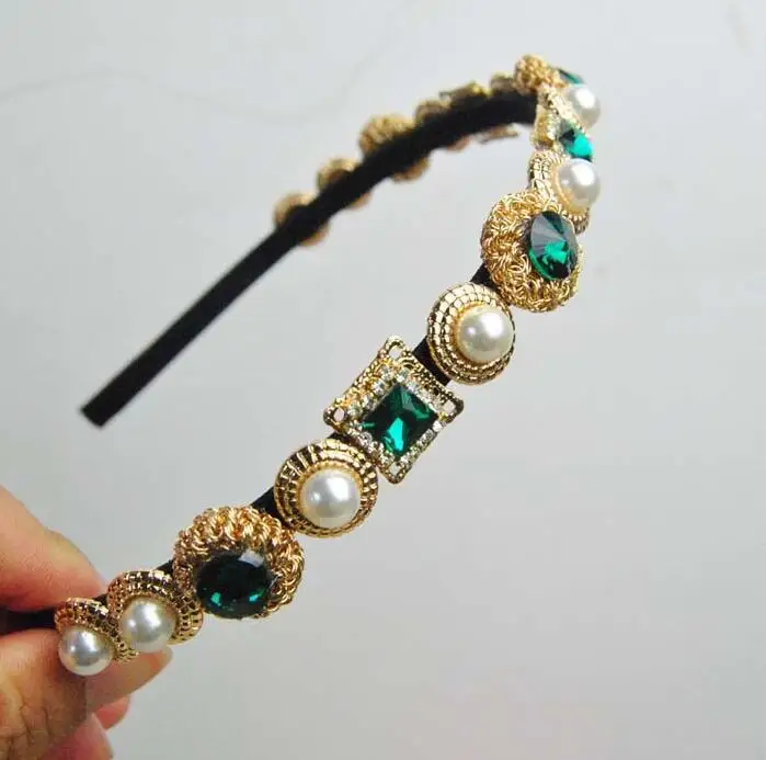 Rhinestone color gorgeous retro original stone hollow pearl hairband Baroque style hair accessories
Rhinestone color gorgeous retro original stone hollow pearl hairband Baroque style hair accessories