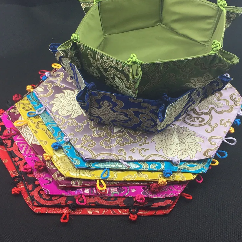 Creative Hexagon Fabric Foldable Storage Box Candy Fruit Packaging Boxes Handicraft Chinese Decorative Boxes Cardboard 15pcs/lo
Creative Hexagon Fabric Foldable Storage Box Candy Fruit Packaging Boxes Handicraft Chinese Decorative Boxes Cardboard 15pcs/lo