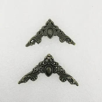 Filigree Alloy Triangle Flower Wraps Cabochon,Ancient Corner,Flatback Heart Embellishments Scrapbooking,Bronze Tone,40Pcs
Filigree Alloy Triangle Flower Wraps Cabochon,Ancient Corner,Flatback Heart Embellishments Scrapbooking,Bronze Tone,40Pcs