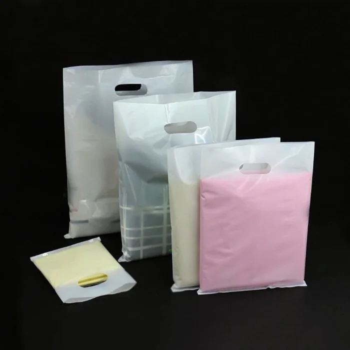 50pcs/pack 7 sizes shopping handle plastic packaging bag for garment/clothing/gift storage bag (MOQ500pcs Custom logo)
50pcs/pack 7 sizes shopping handle plastic packaging bag for garment/clothing/gift storage bag (MOQ500pcs Custom logo)