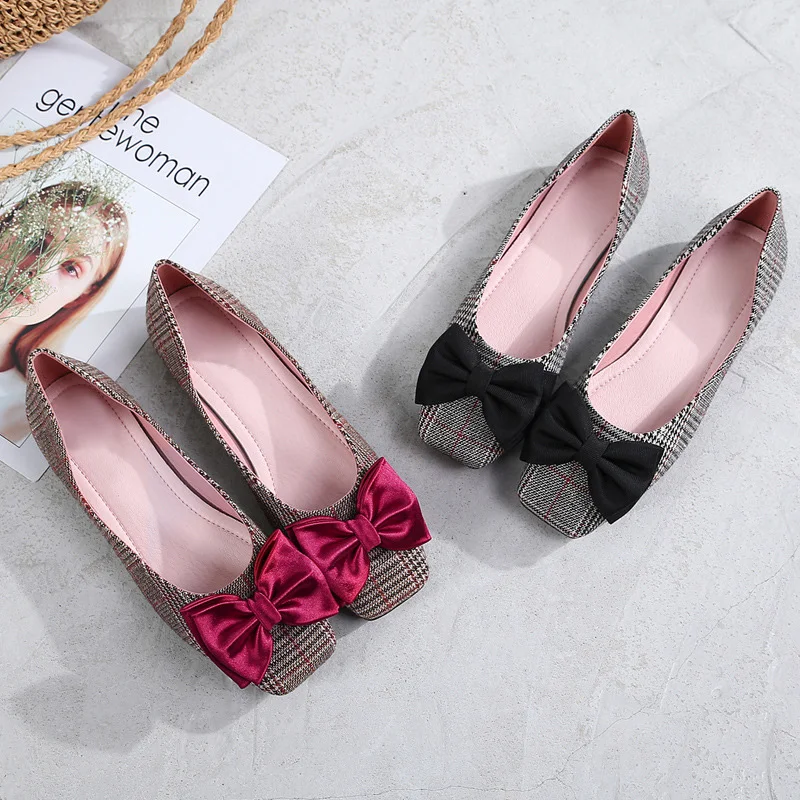 Plaid Shoes Women Flats 2019 Spring Ladies Boat Shoes Luxury Brand Women Shoes A936
Plaid Shoes Women Flats 2019 Spring Ladies Boat Shoes Luxury Brand Women Shoes A936
