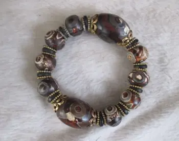 Elaborate China Tibetan king kong eye floer dzi amulet agate bracelet can scale No.3
Elaborate China Tibetan king kong eye floer dzi amulet agate bracelet can scale No.3