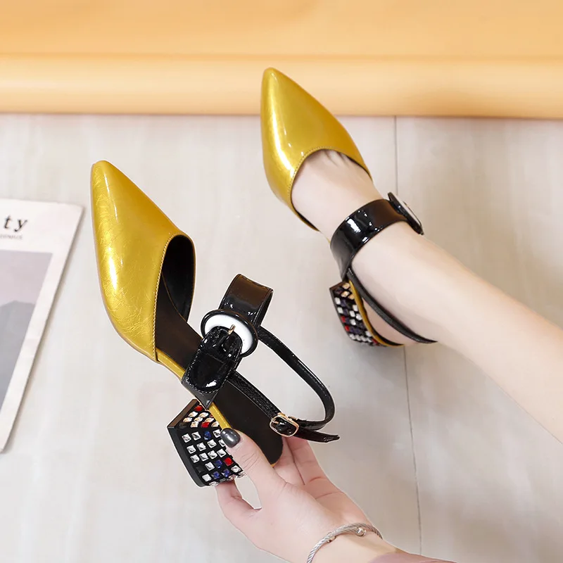 High heels ladies sandals women trend shoes pointed toe crystal pumps ladies Sexy gladiator sandals ZAPATOS de mujer Sandalias
High heels ladies sandals women trend shoes pointed toe crystal pumps ladies Sexy gladiator sandals ZAPATOS de mujer Sandalias